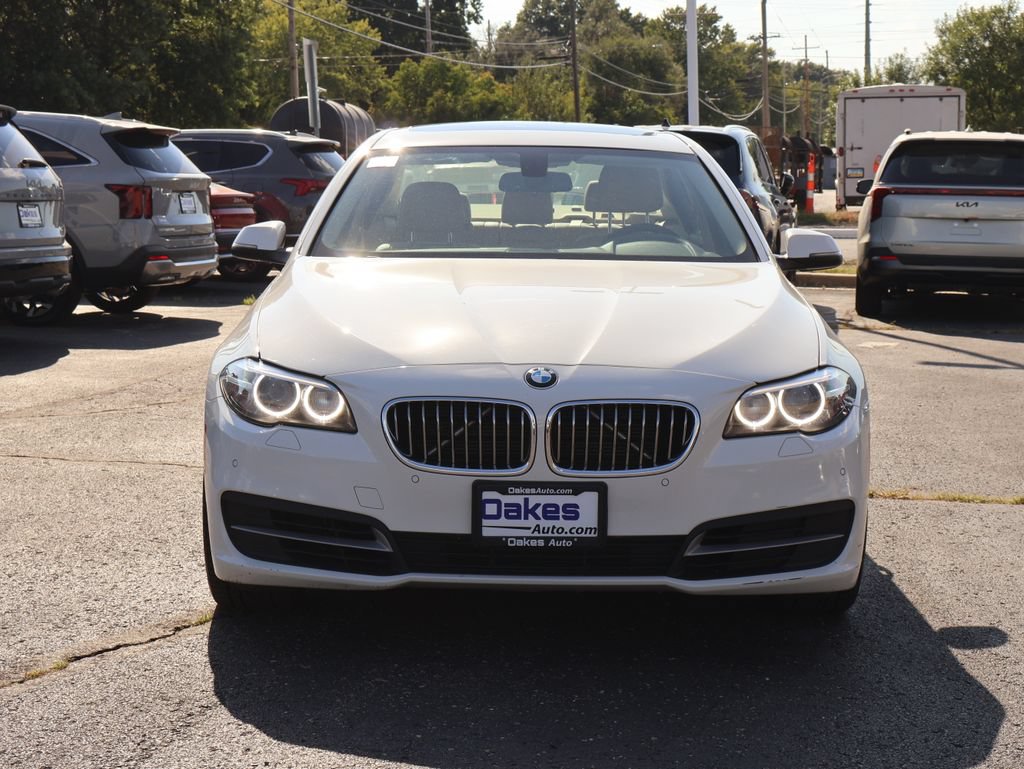 Used 2014 BMW 535i xDrive Sedan AWD/4WD image 2