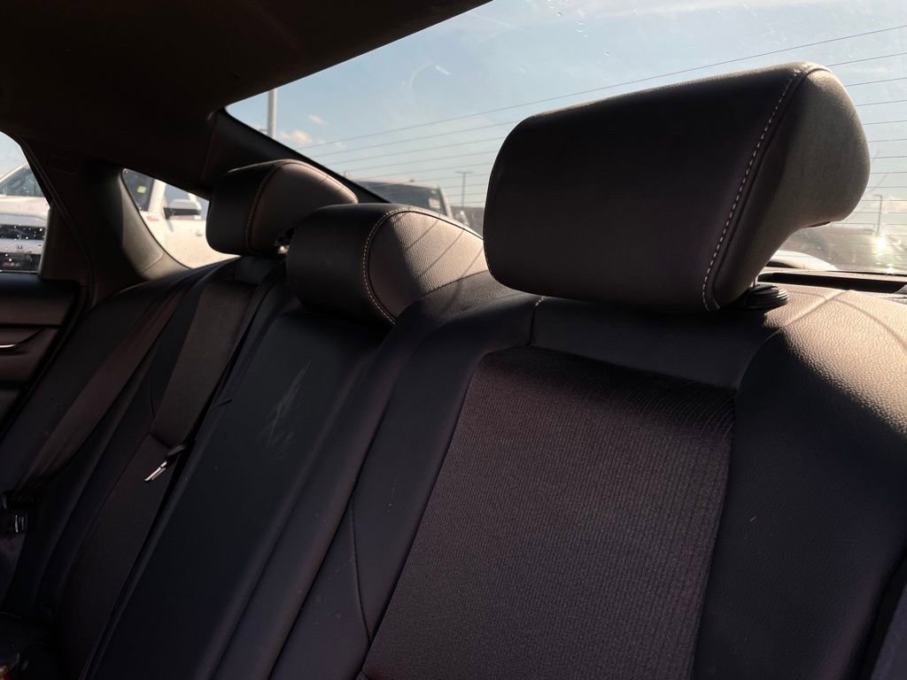 Used 2022 Honda Accord Sport image 25