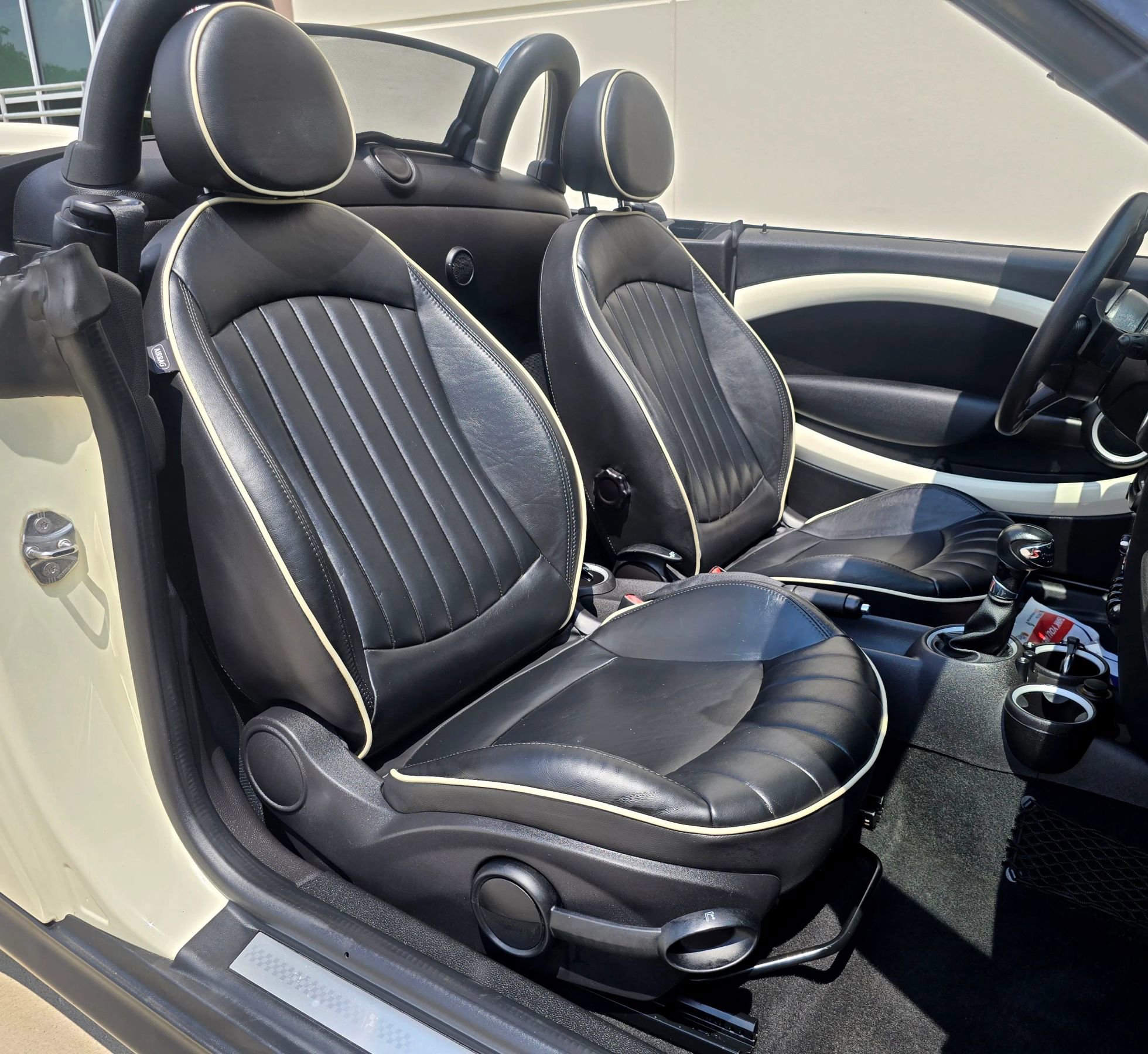 Used 2014 MINI Cooper Roadster S FWD image 23