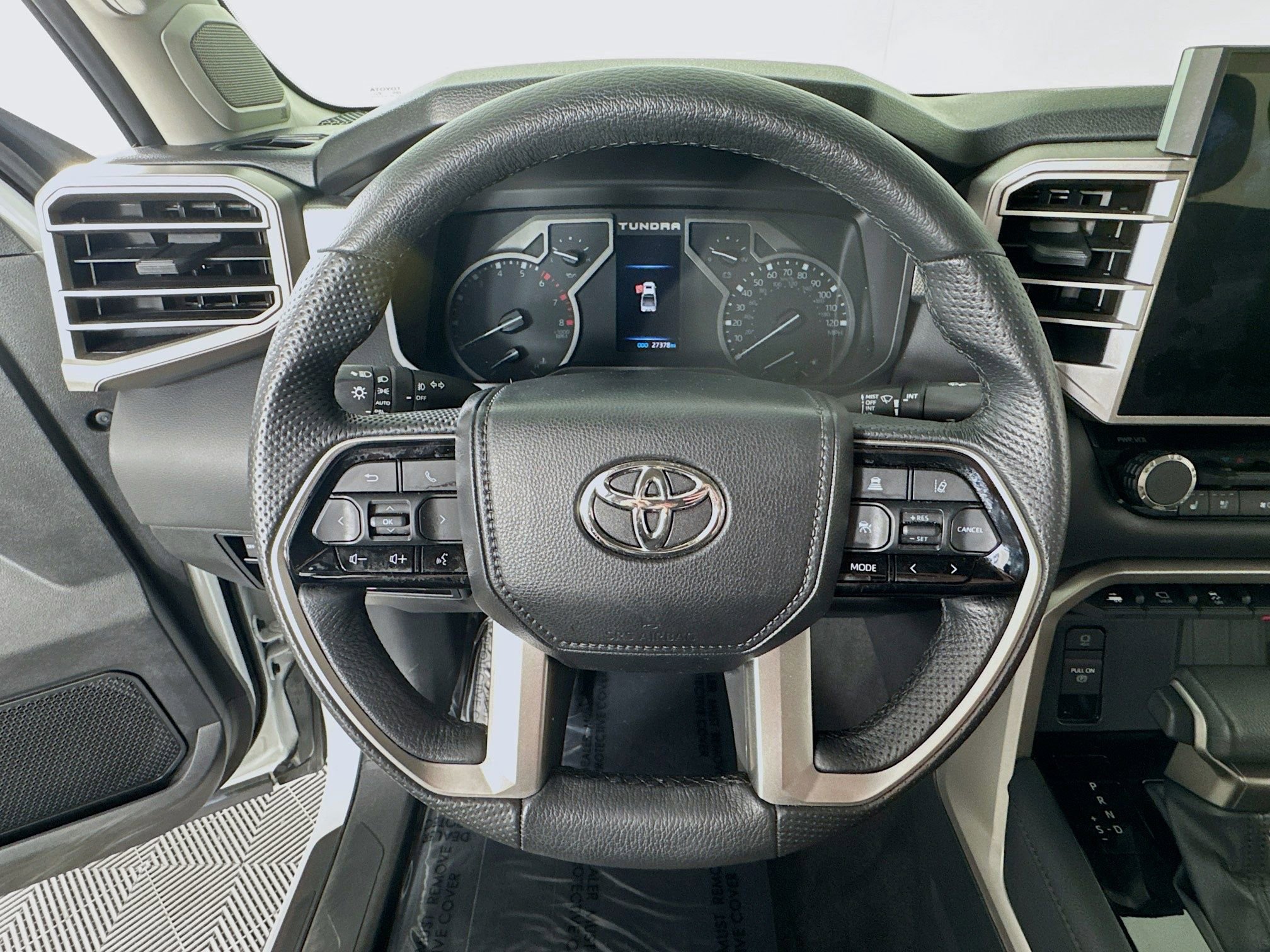 Used 2023 Toyota Tundra Limited AWD/4WD image 13