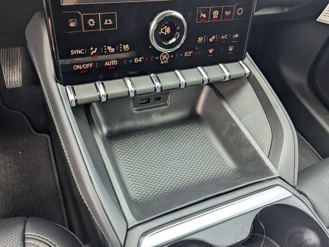 New 2027 GMC Terrain Elevation w/ Elevation Premium Package FWD image 23