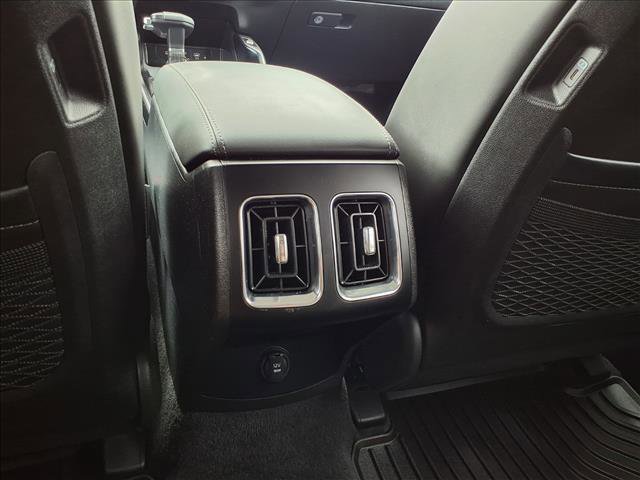 Used 2025 Kia Sorento S image 24