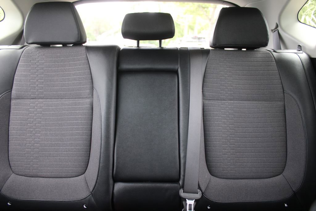 Used 2023 Kia Seltos S w/ Navigation Package FWD image 48