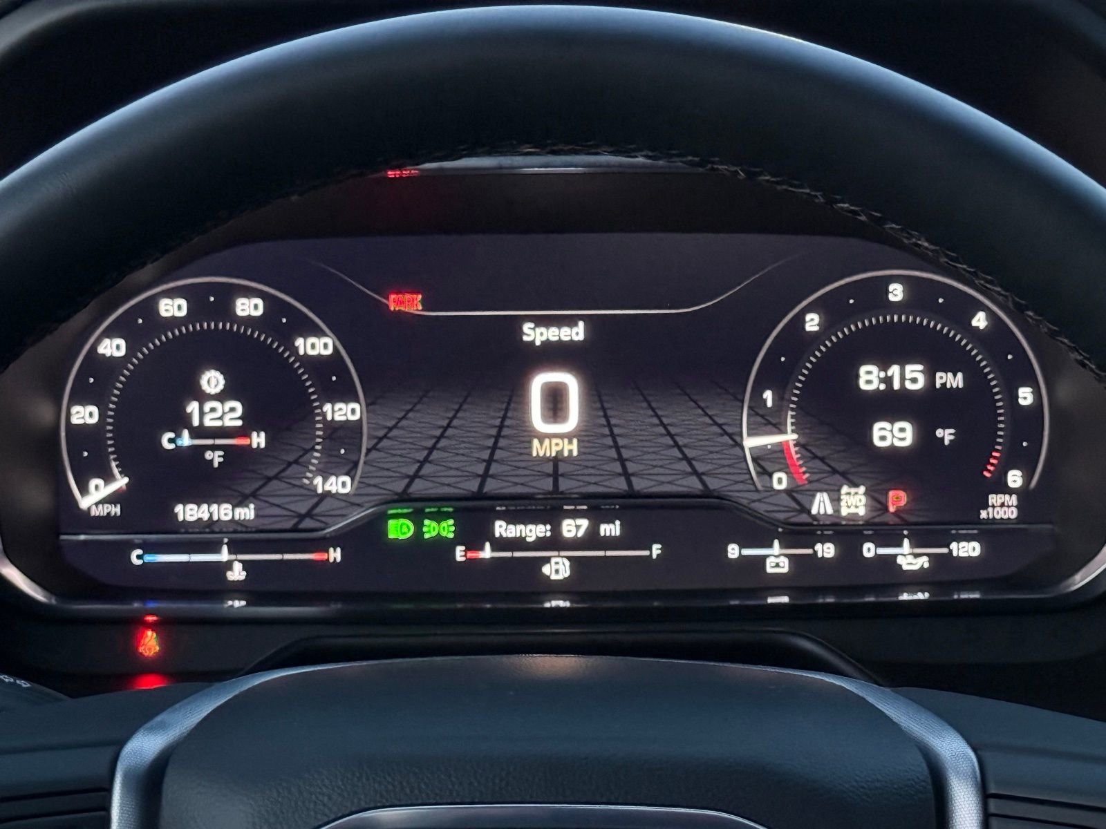 Used 2024 GMC Yukon SLT w/ SLT Luxury Package image 34