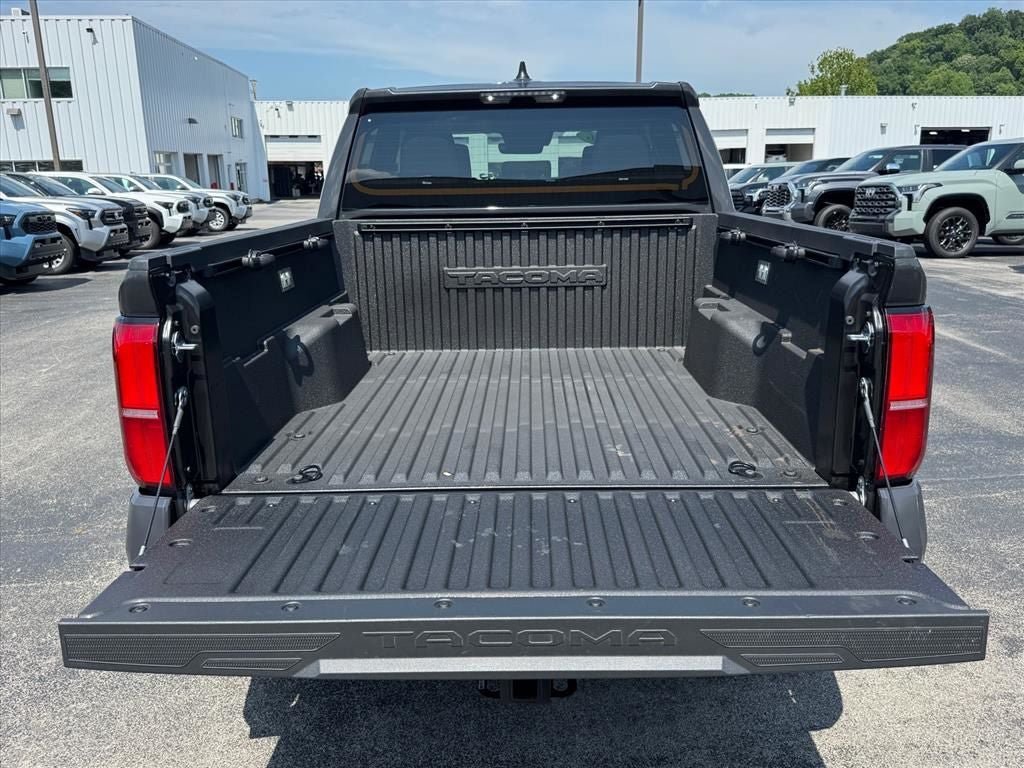 Used 2026 Toyota Tacoma SR5 AWD/4WD image 20