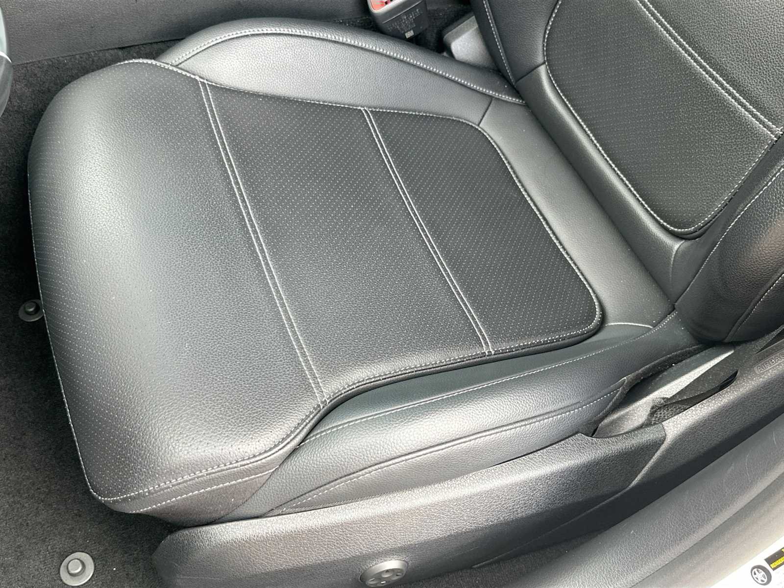 Certified 2022 Mercedes-Benz C 300 Sedan image 19