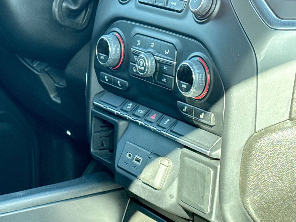 Used 2022 Chevrolet Silverado 1500 LT Trail Boss w/ LPO, Dark Essentials Package image 13