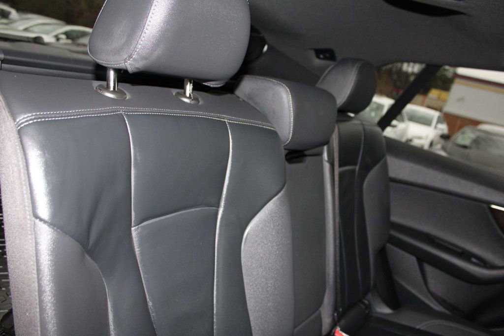 Used 2019 Audi Q8 Premium image 35