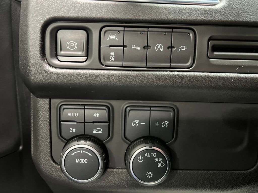 Used 2022 Chevrolet Tahoe LS image 15