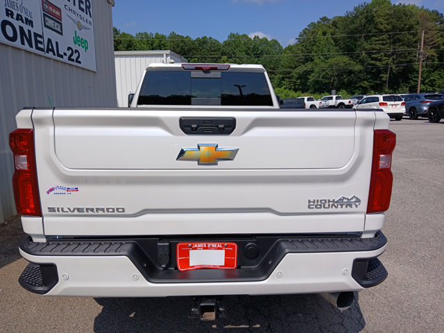 Used 2025 Chevrolet Silverado 3500 High Country w/ Technology Package AWD/4WD image 5