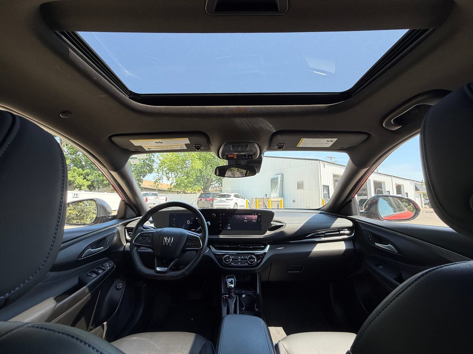 Used 2024 Buick Envista Sport Touring w/ Convenience I Package FWD image 24