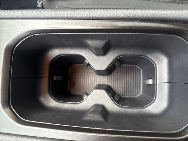 Used 2025 Nissan Kicks S image 20