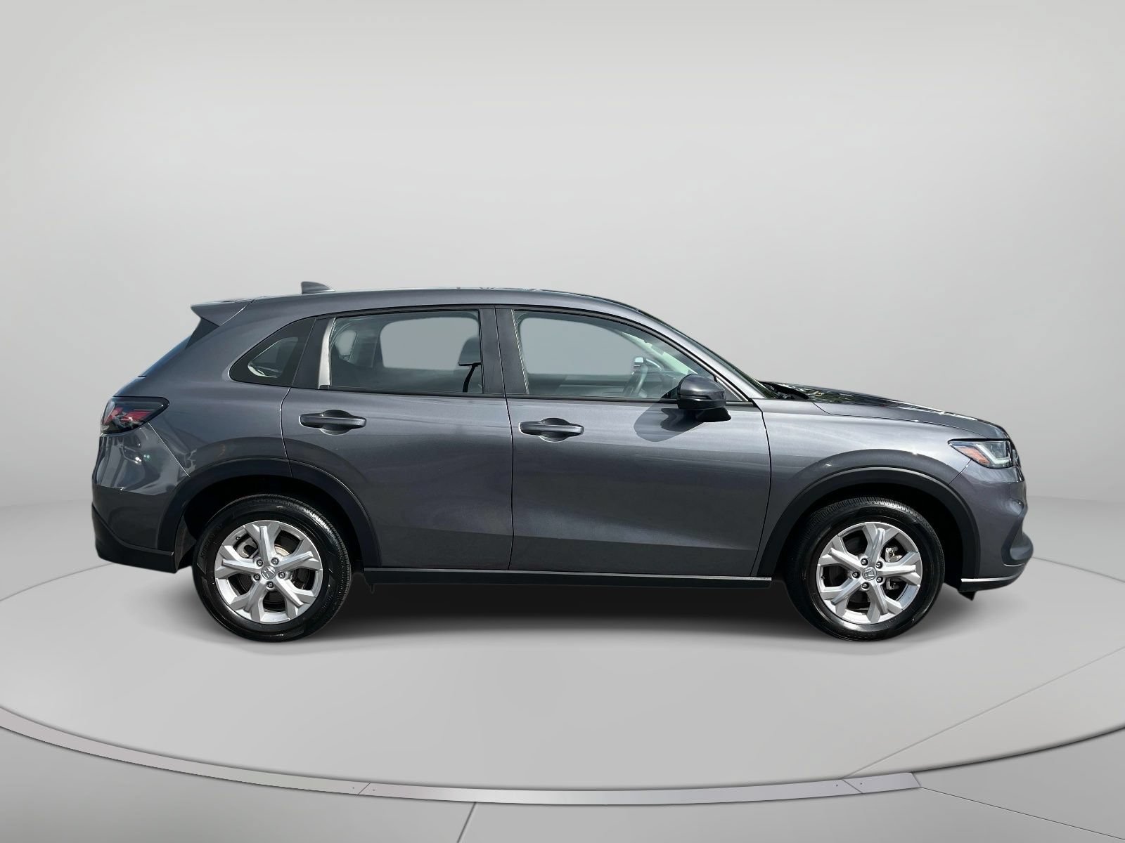 Used 2025 Honda HR-V LX image 2
