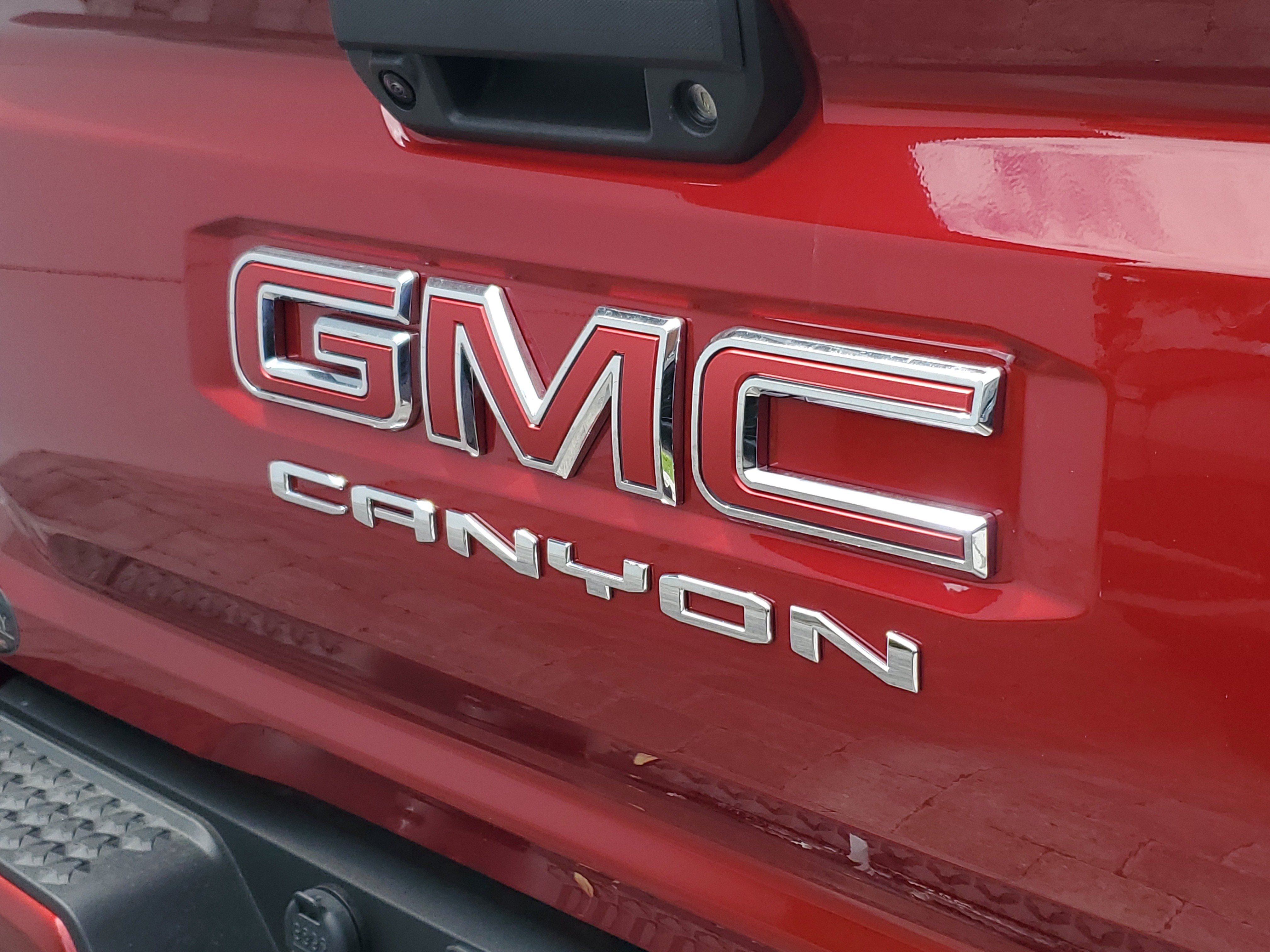 New 2026 GMC Canyon Elevation w/ Convenience Package RWD image 8