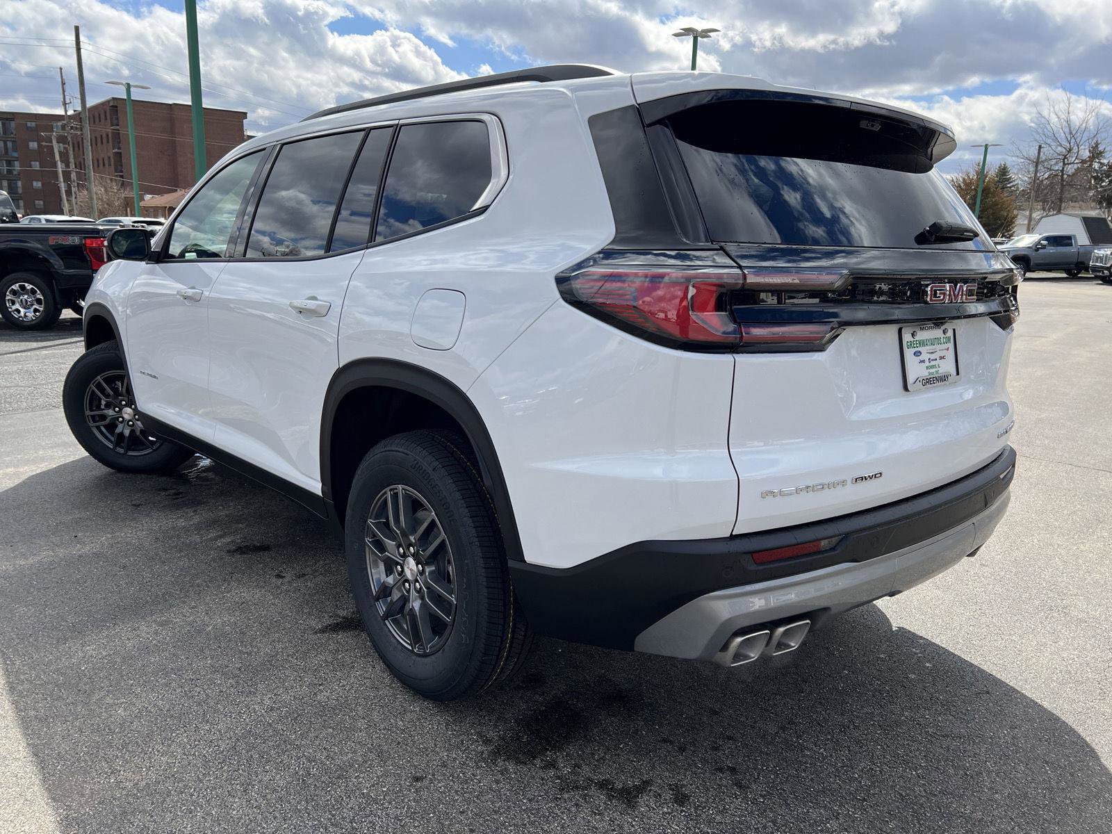 New 2026 GMC Acadia Elevation image 9