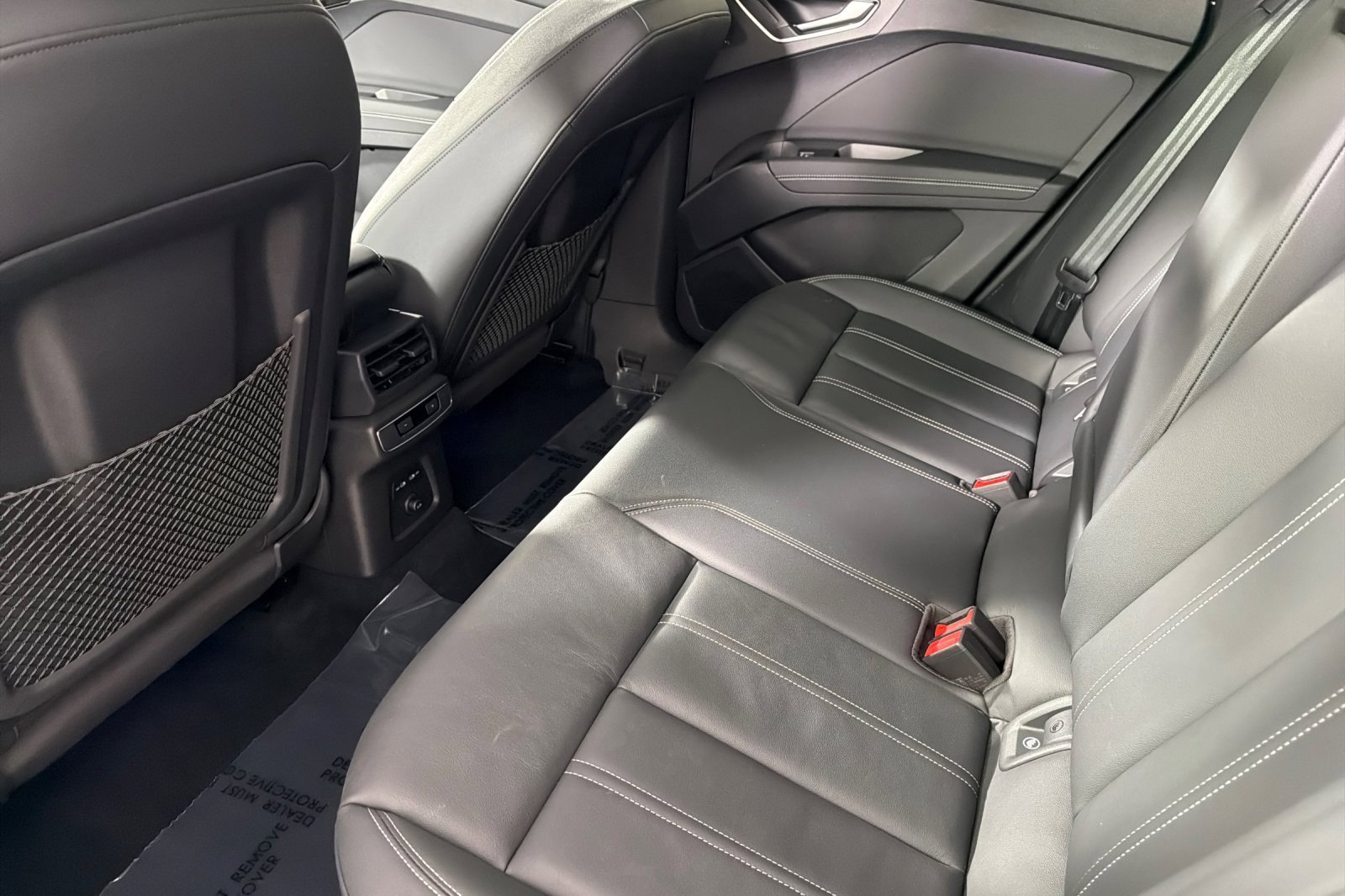 Used 2023 Audi Q4 e-tron Premium Plus w/ Premium Plus image 11