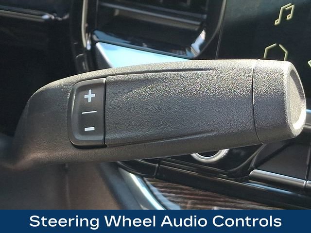 Used 2025 GMC Sierra 1500 Elevation image 11