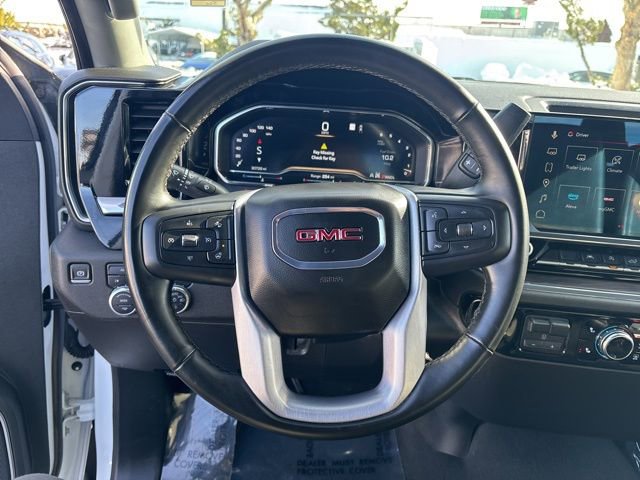 Certified 2025 GMC Sierra 1500 SLT image 17