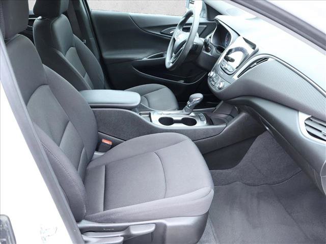 Used 2023 Chevrolet Malibu LS FWD image 25