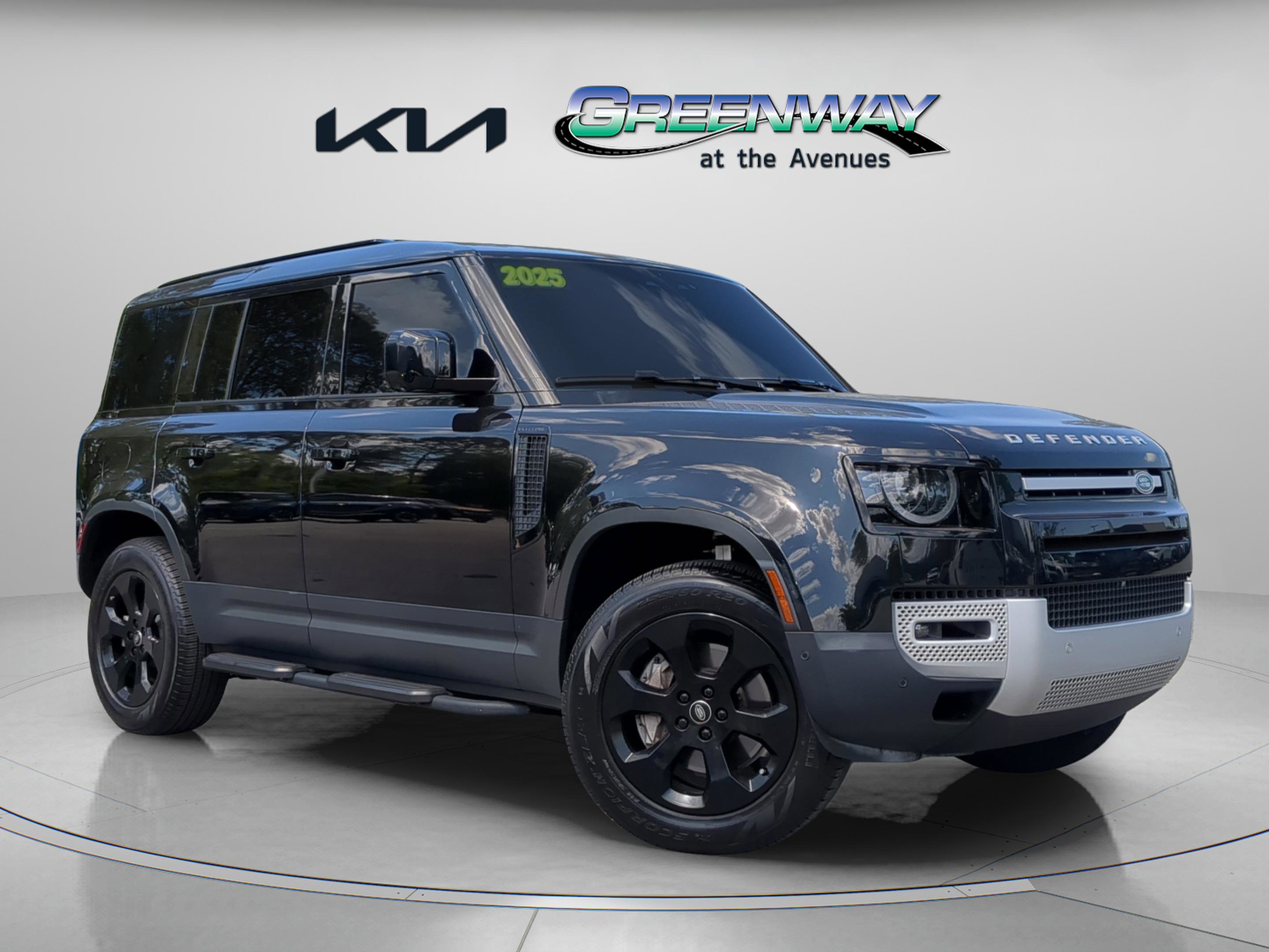 Used 2025 Land Rover Defender 110 S AWD/4WD image 1