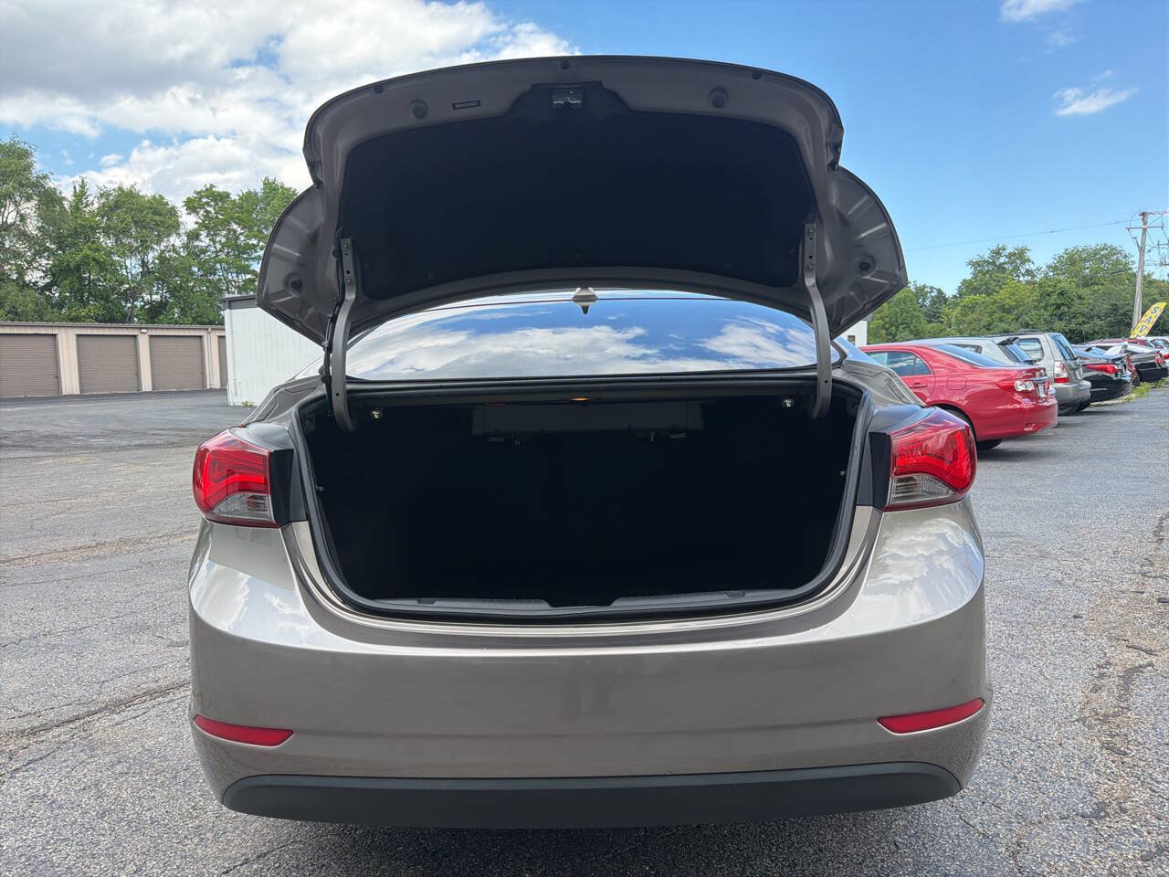 Used 2016 Hyundai Elantra Limited FWD image 24