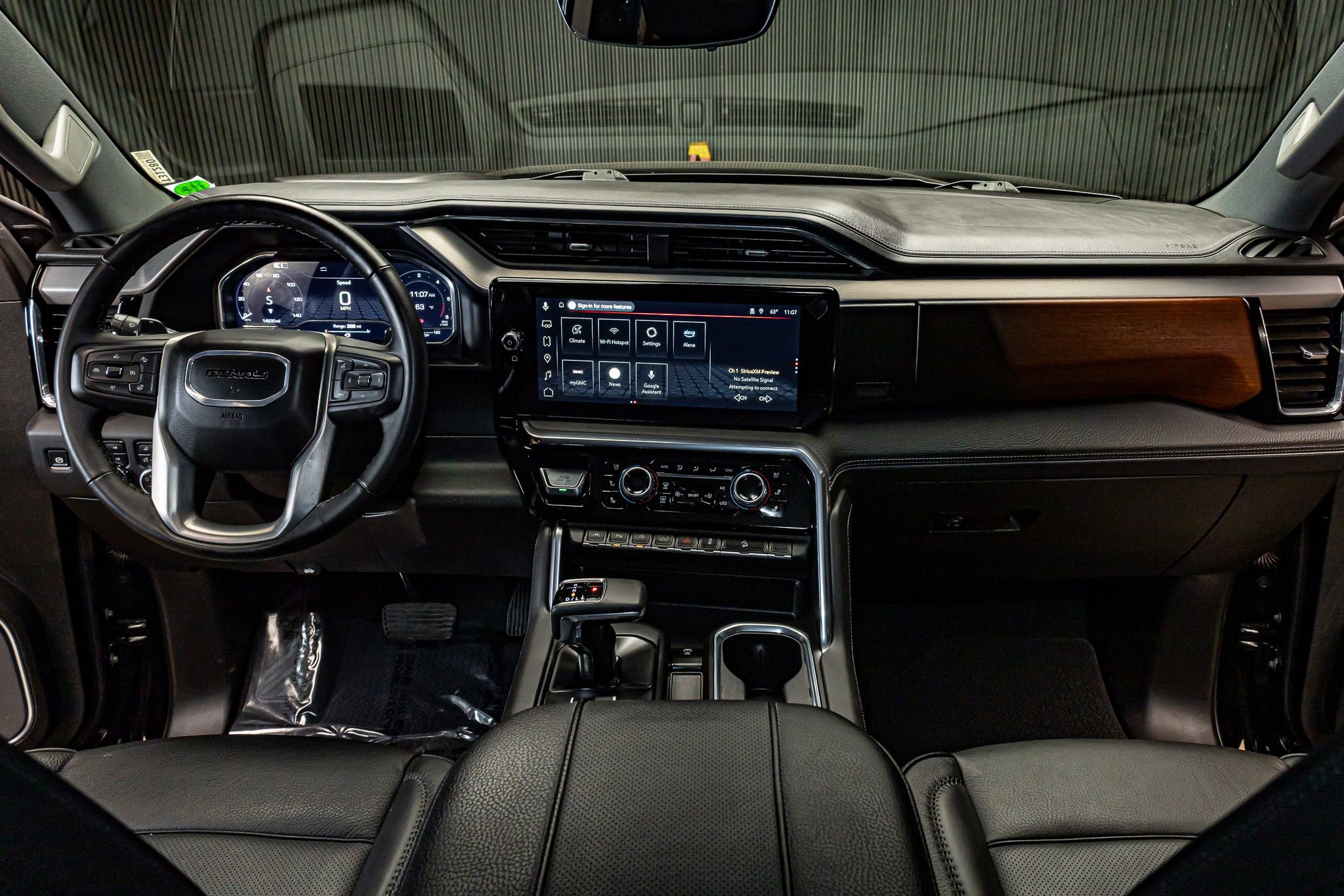 Used 2025 GMC Sierra 1500 Denali w/ Denali Reserve Package image 18