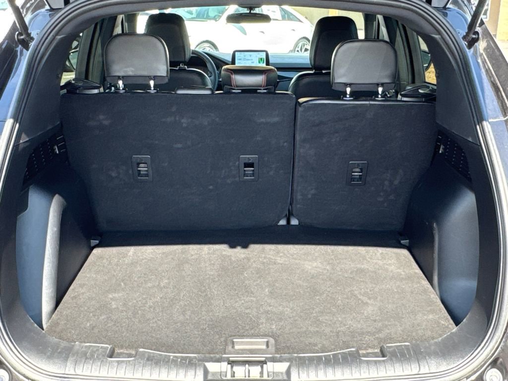 Used 2025 Ford Escape ST-Line FWD image 17