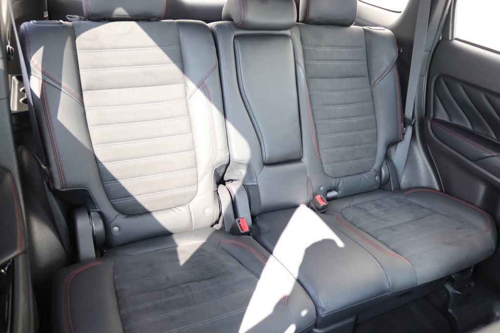 Used 2021 Mitsubishi Outlander LE AWD/4WD image 27