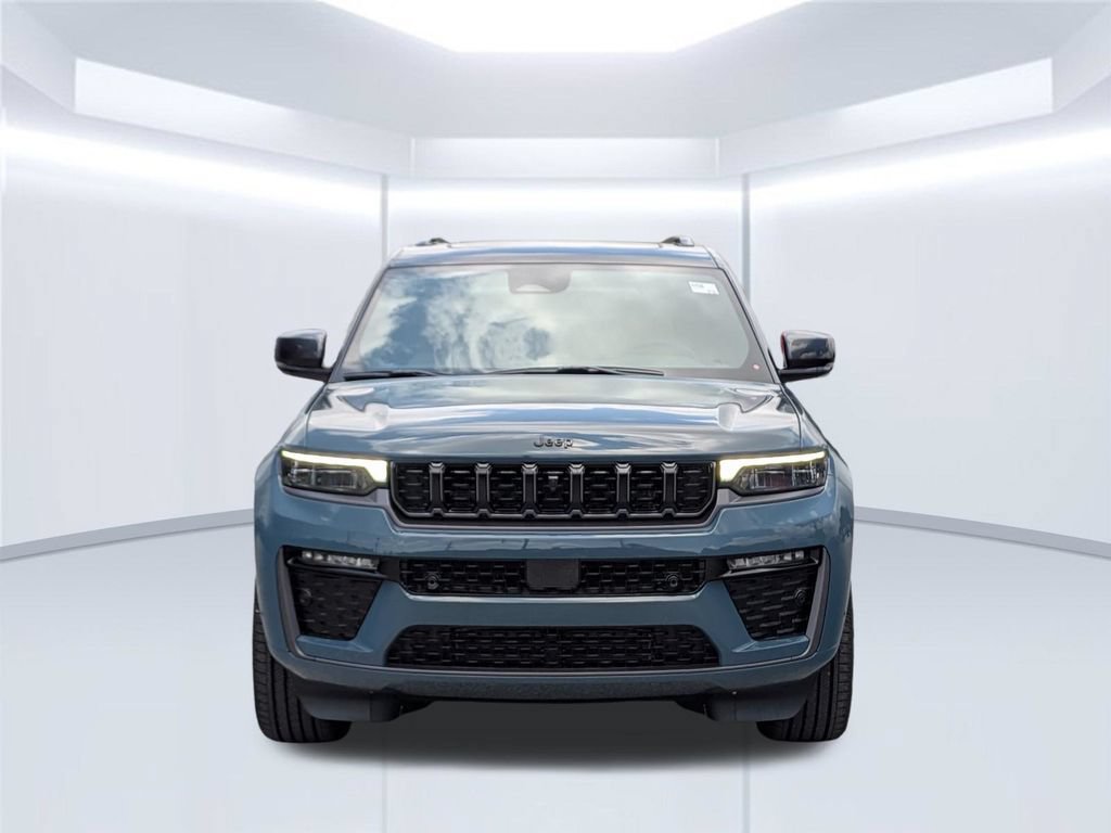 New 2026 Jeep Grand Cherokee L Summit w/ Obsidian Package AWD/4WD image 11