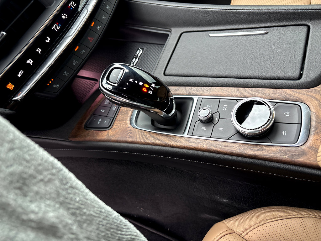 New 2025 Cadillac XT5 Luxury image 20