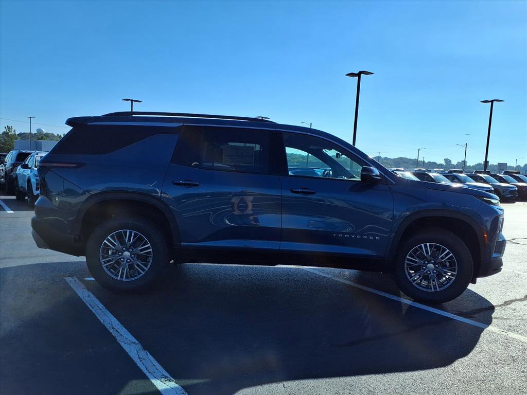 New 2026 Chevrolet Traverse LT w/ Enhanced Driving Package image 29