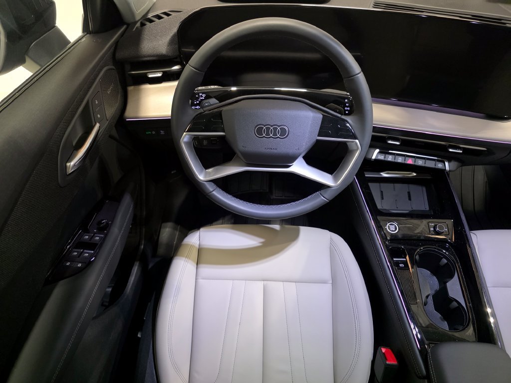 New 2026 Audi Q3 quattro 2.0T AWD/4WD image 16