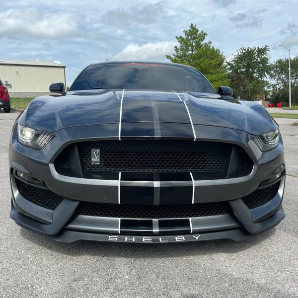 Used 2016 Ford Mustang Shelby GT350 w/ Technology Package RWD image 2