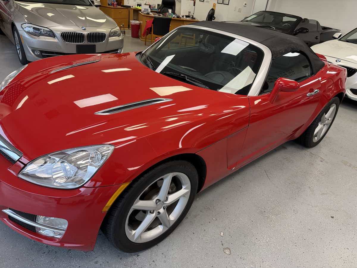 Used 2007 Saturn Sky w/ Premium Trim Pkg image 4