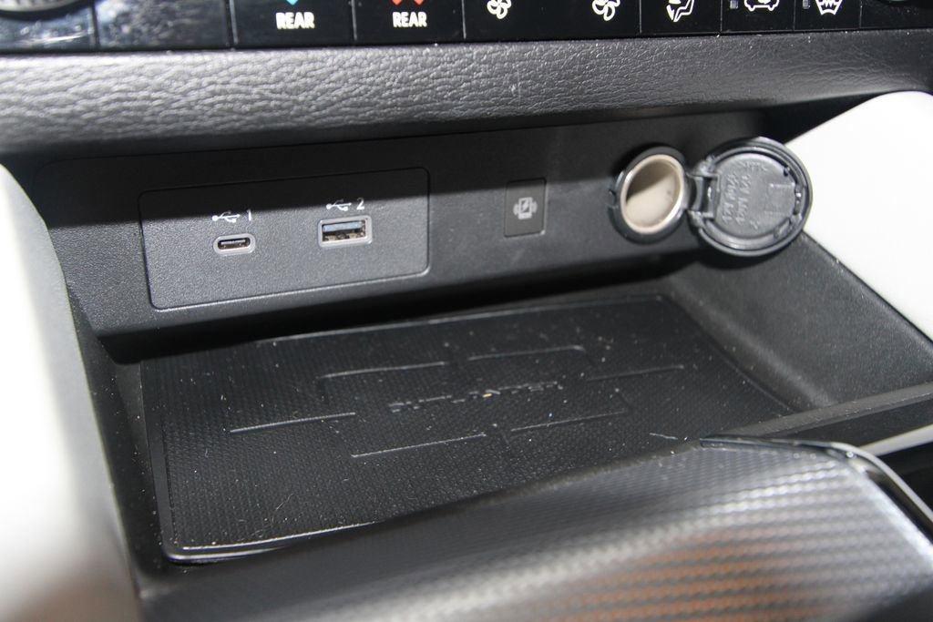 Used 2024 Mitsubishi Outlander SEL image 20