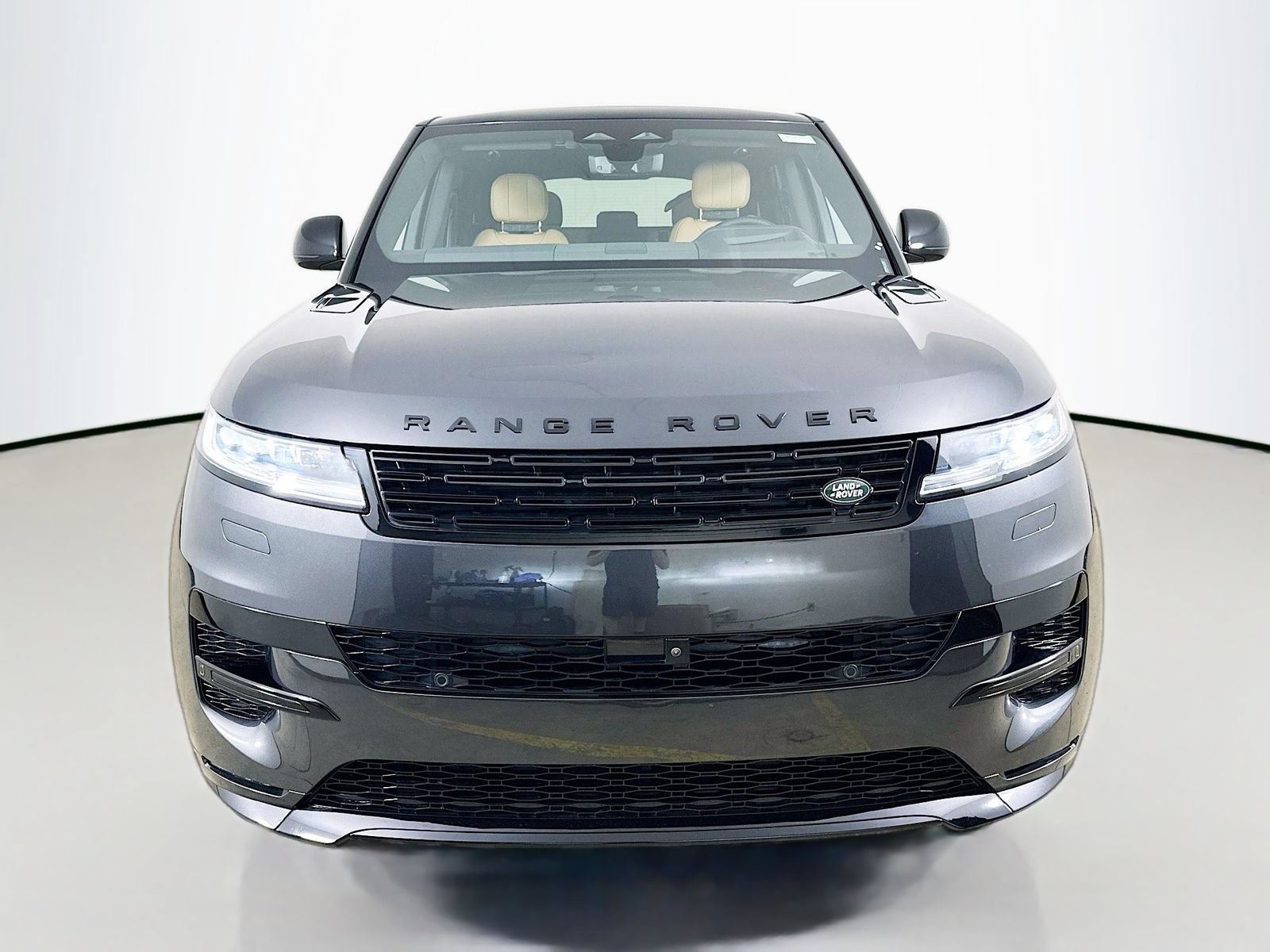 New 2026 Land Rover Range Rover Sport Dynamic SE AWD/4WD image 2