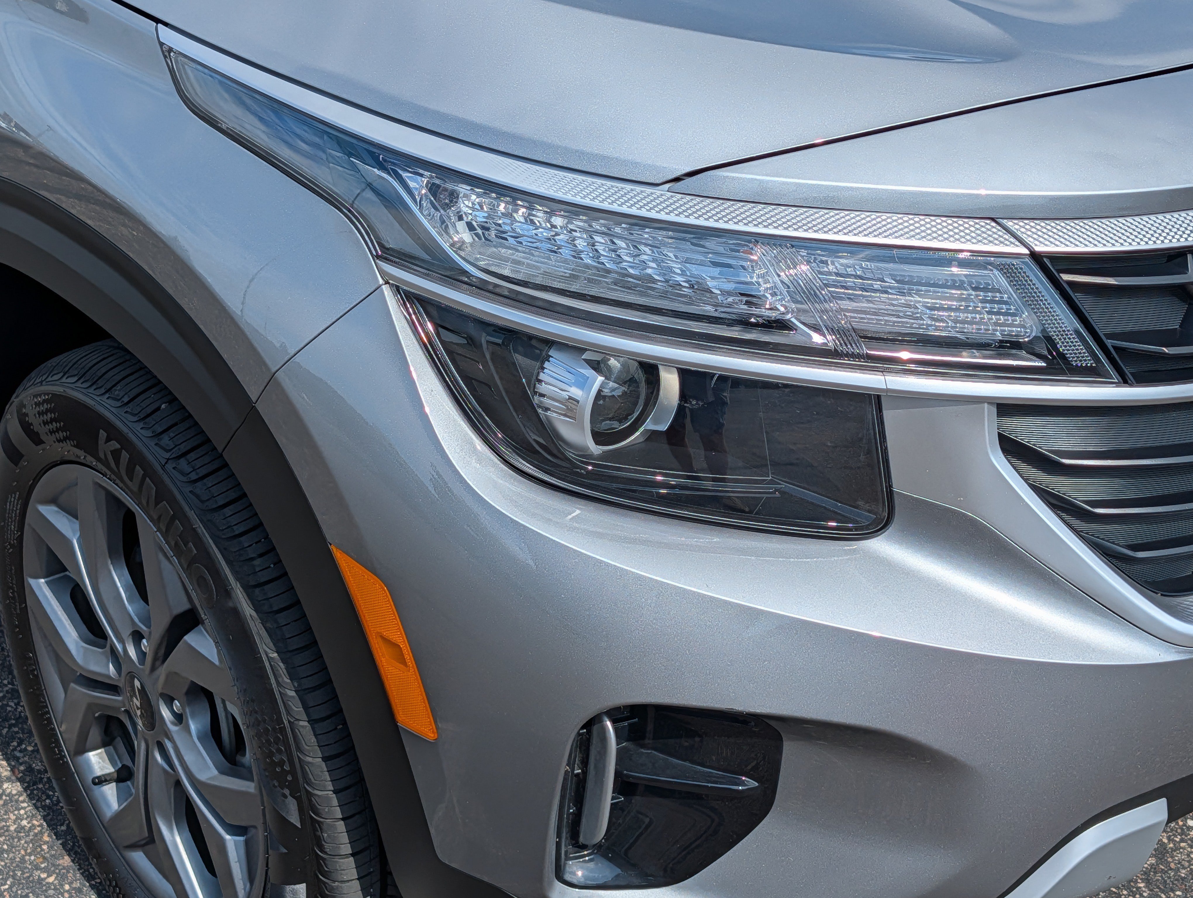 Certified 2025 Kia Seltos LX AWD/4WD image 16