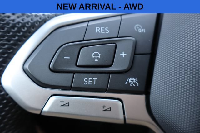 Used 2023 Volkswagen Atlas Cross Sport SEL Premium R-Line AWD/4WD image 18