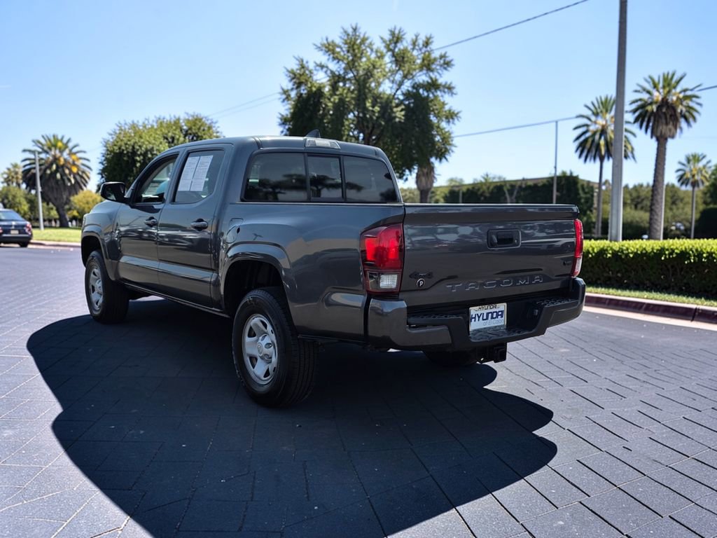 Used 2022 Toyota Tacoma SR image 7