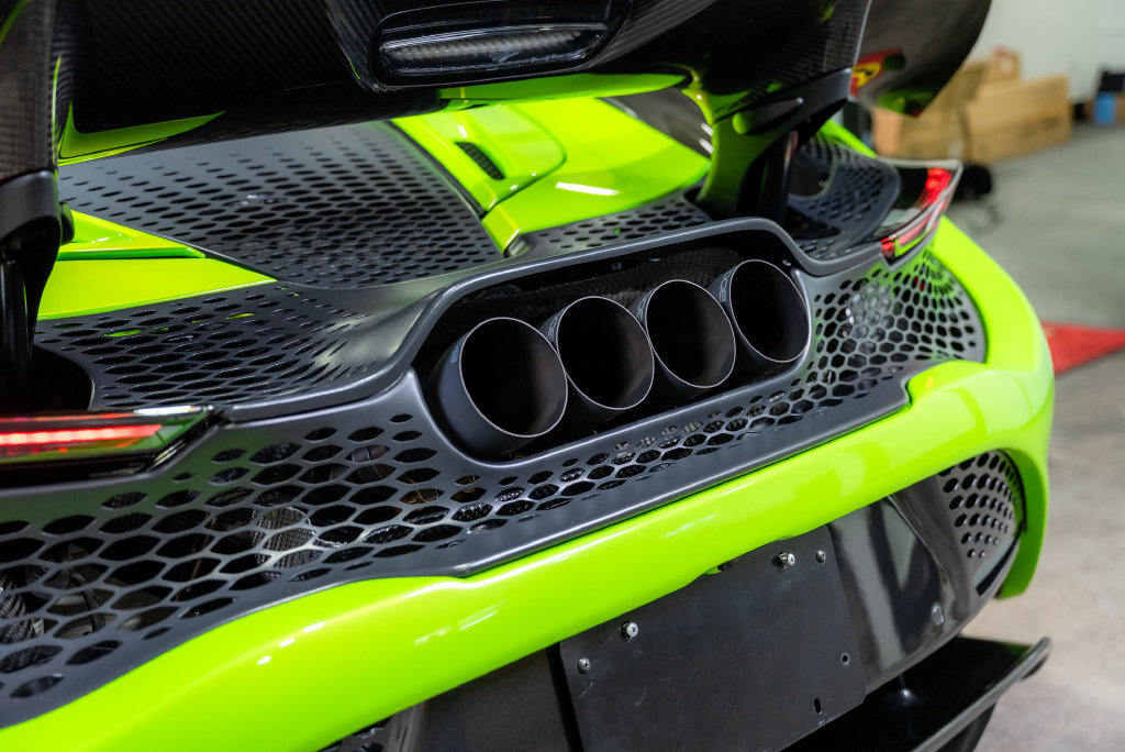Used 2022 McLaren 765LT RWD image 38