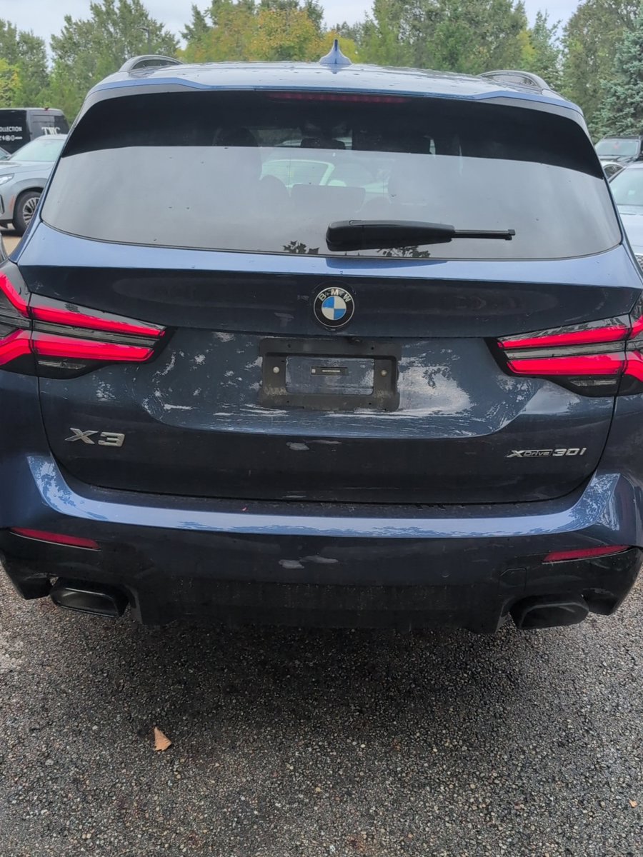 Used 2023 BMW X3 xDrive30i w/ M Sport Package AWD/4WD image 3