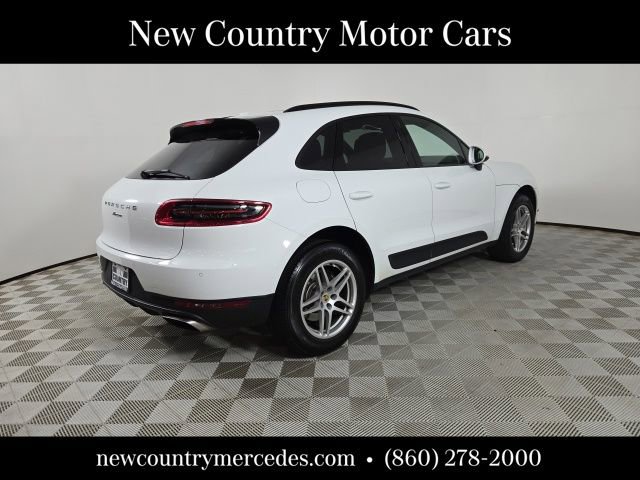 Used 2018 Porsche Macan Sport Edition AWD/4WD image 10