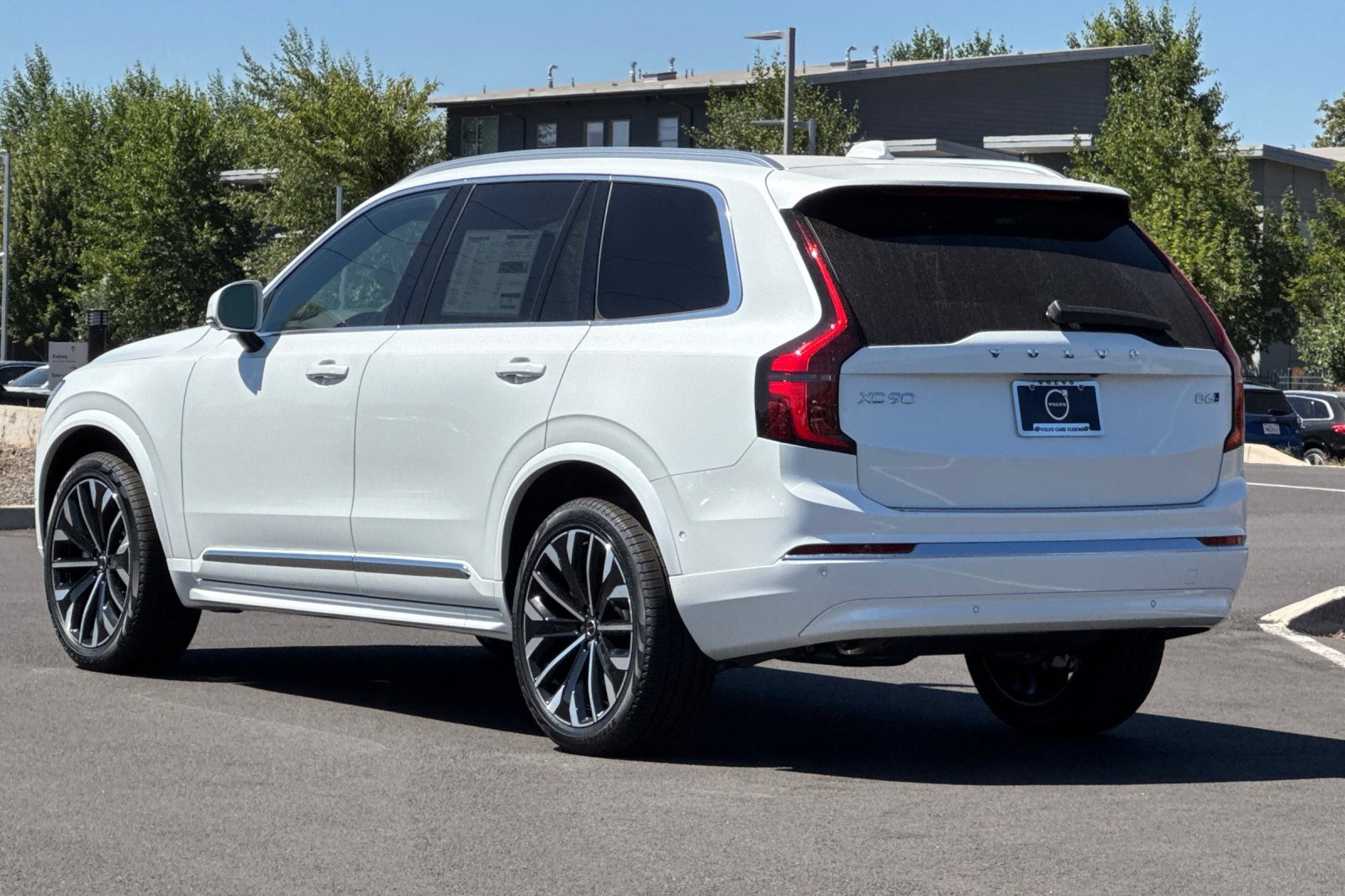 New 2026 Volvo XC90 B6 Plus w/ Protection Package Premier image 5