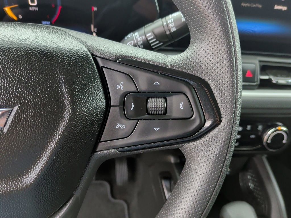 Used 2024 Chevrolet TrailBlazer LS w/ LS Convenience Package image 18