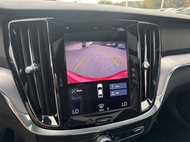 Used 2020 Volvo S60 T5 Momentum image 21