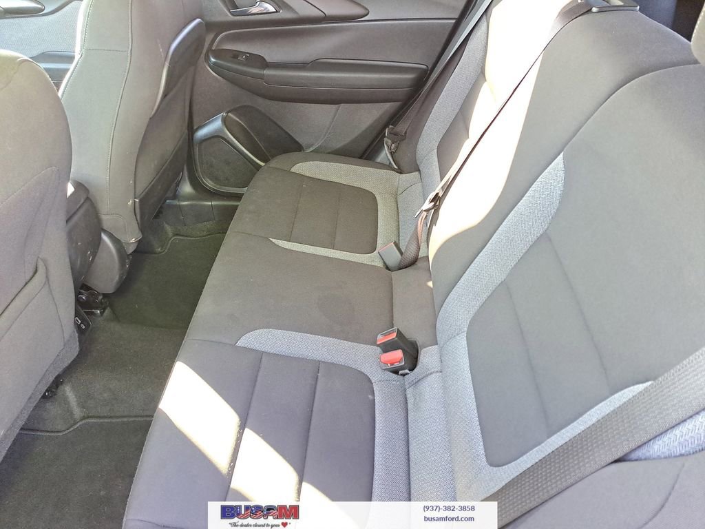 Used 2023 Chevrolet TrailBlazer LT w/ Convenience Package AWD/4WD image 9