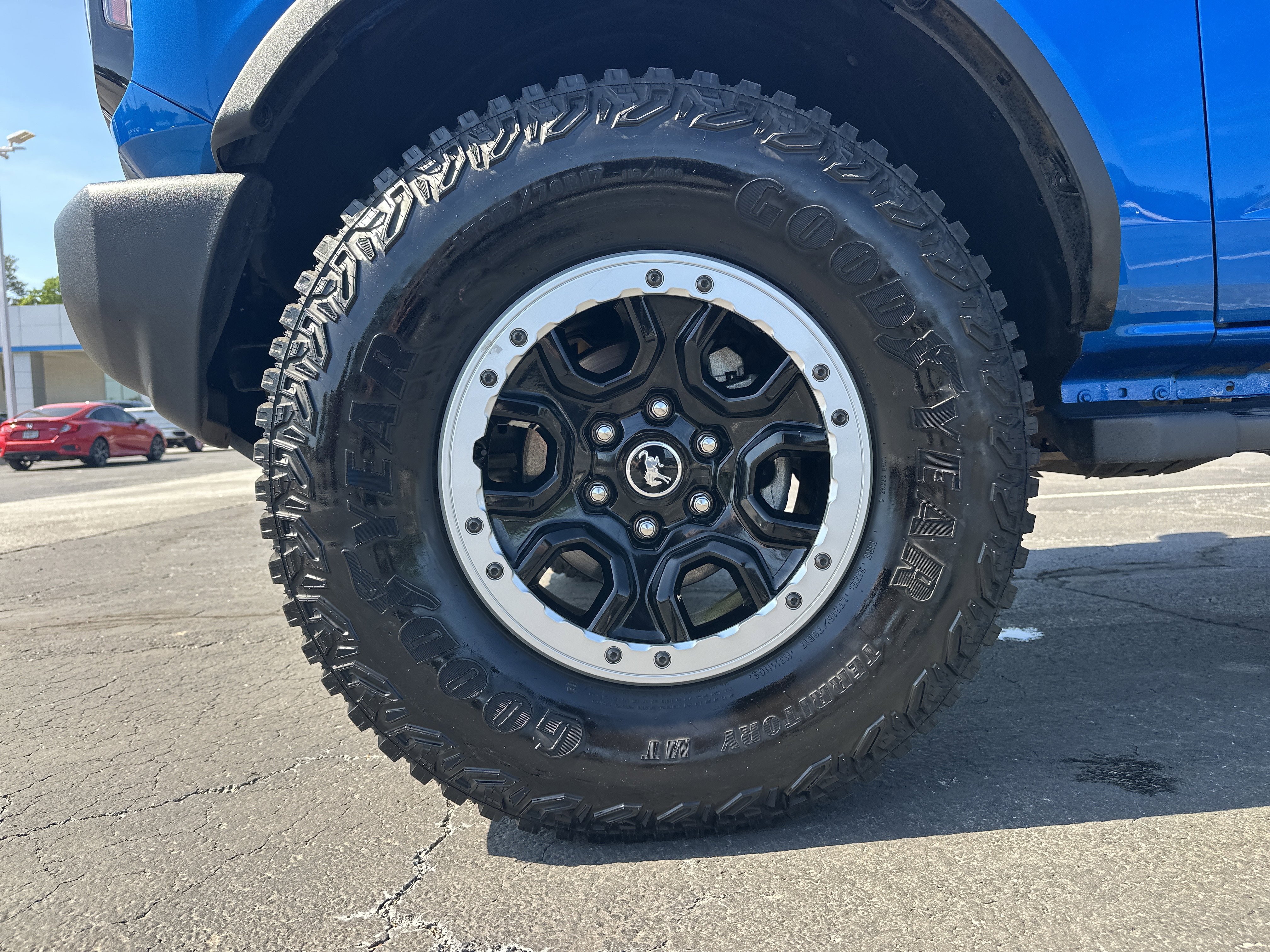 Used 2023 Ford Bronco Outer Banks w/ Sasquatch Package image 4