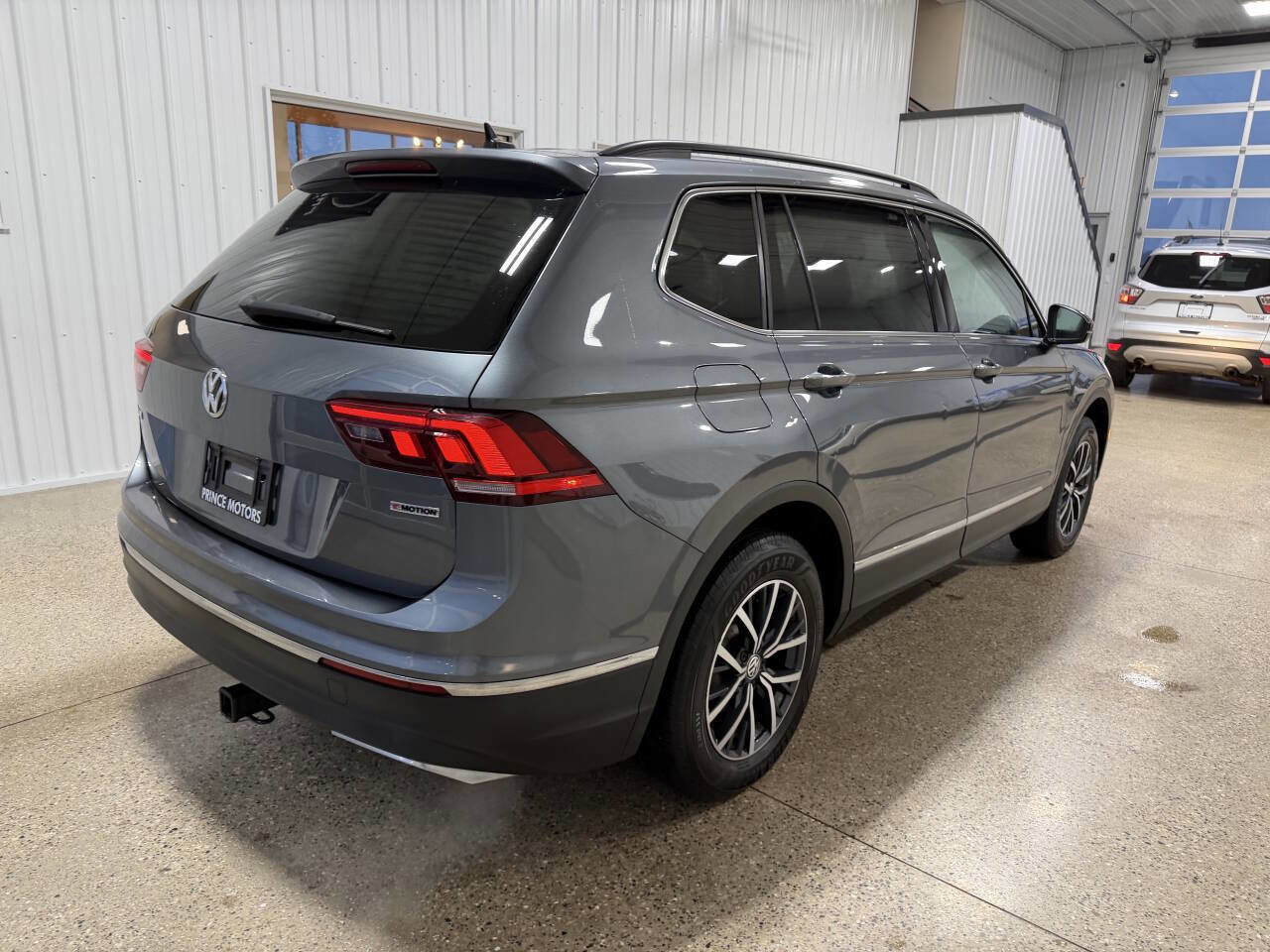 Used 2020 Volkswagen Tiguan S image 10