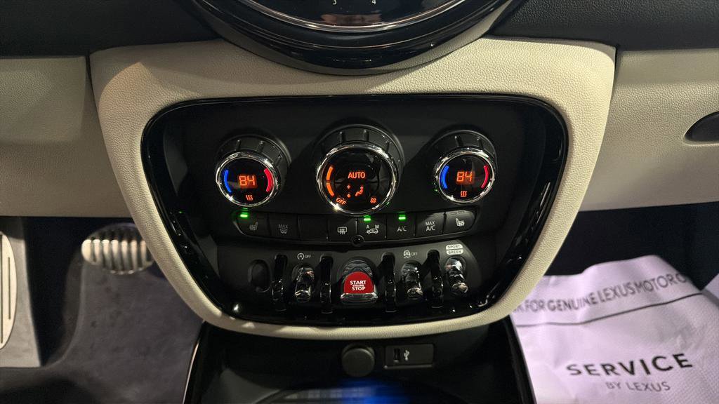 Used 2024 MINI Cooper Clubman John Cooper Works w/ Signature Upholstery Package image 28