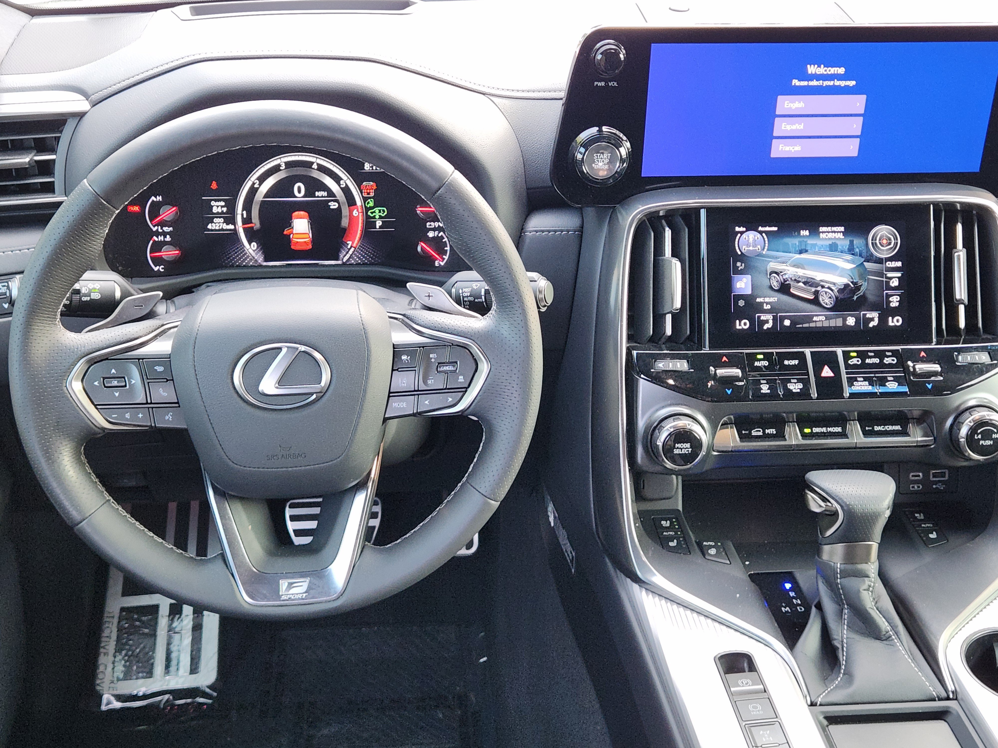 Used 2023 Lexus LX 600 F Sport w/ Accessory Package (Z1) AWD/4WD image 24